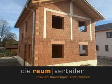 Einfamilienhaus im Rohbau mit Dach zum Ausbau in Bruckmühl zu verkaufen, jetzt informieren, 83052 Bruckmühl, Einfamilienhaus